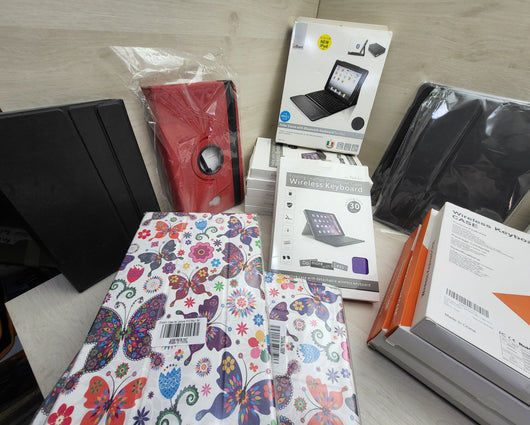 Grande Lotto Stock cover per tablet iPad Lenovo diversi modelli con tastiera materiale dismesso nuovo usato da rivendere 220823