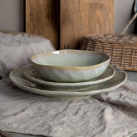 Set da 18 piatti in ceramica moderni verde pastello