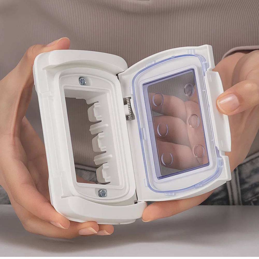 Gewiss placca autoportante 3 posti stagna impermeabile per esterno da parete *** colore bianco, confezione 1