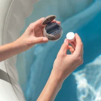 28486EX - Spa Bubble Blue Cm 180X66, 4 Posti, Con Pompa, Riscaldatore, 100 Getti, Telo Copertura, Dispenser Di Cloro