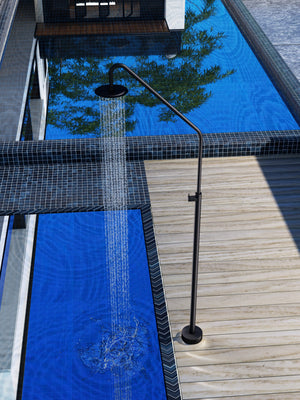 IMEX Doccia per piscine in acciaio 316 nero opaco diffusore orientabile e rubinetto monoforo modello ALASKA