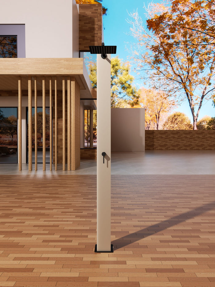 IMEX Doccia solare da piscina in acciaio S316 color beige con serbatoio in alluminio da 39 litri e diffusore anticalcare modello Alaska