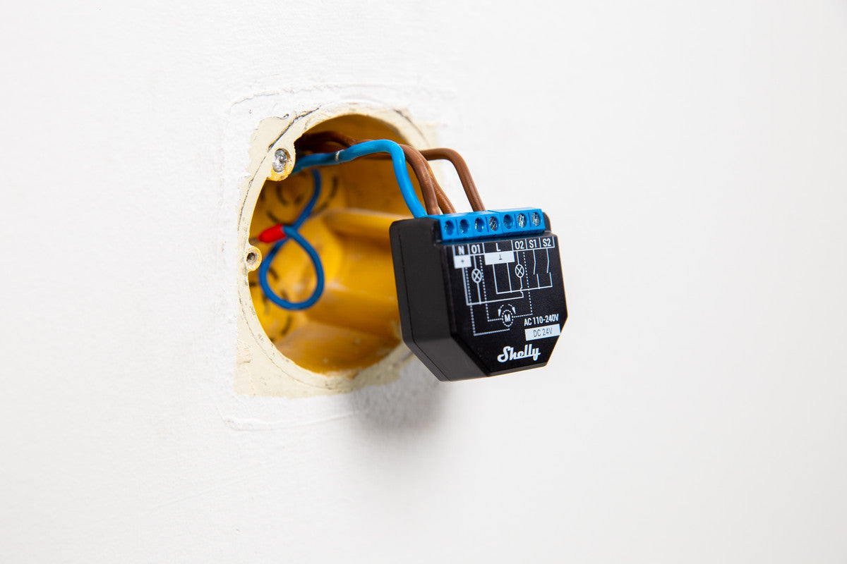 Shelly 2PM PLUS x4 - Rel√® wifi e Bluetooth a 2 canali, Automatizzazione di Tende, Tapparelle, Controllo consumi, Pack da 4