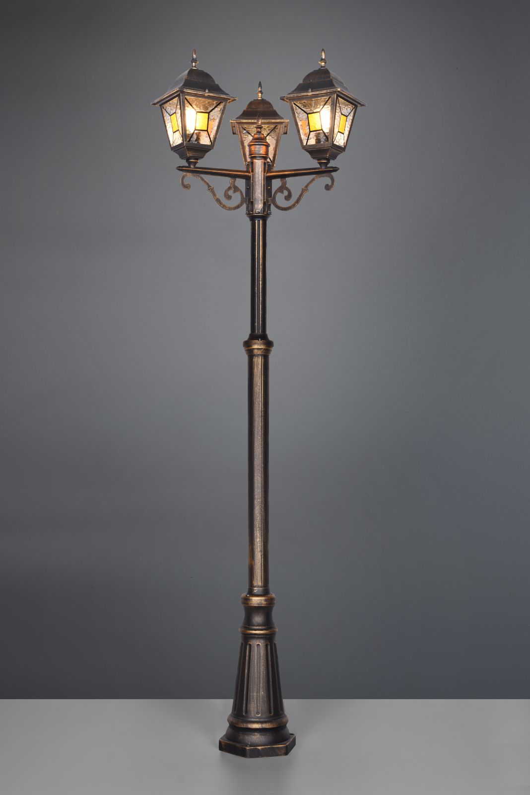 IMPERIA PALO ALTO 3 LANTERNE DA ESTERNO 4 LATI FUSIONE DI ALLUMINIO RUGGINE E VETRO VERNICIATO EFFETTO GHIACCIO ED INSERTO GIALLO H. 240CM IP44 ATTACO E27