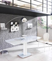 E-STYLO Tavolo allungabile con top bianco in vetro temperato  e base in metallo bianco, 90cm X 120/180cm H. 76cm.