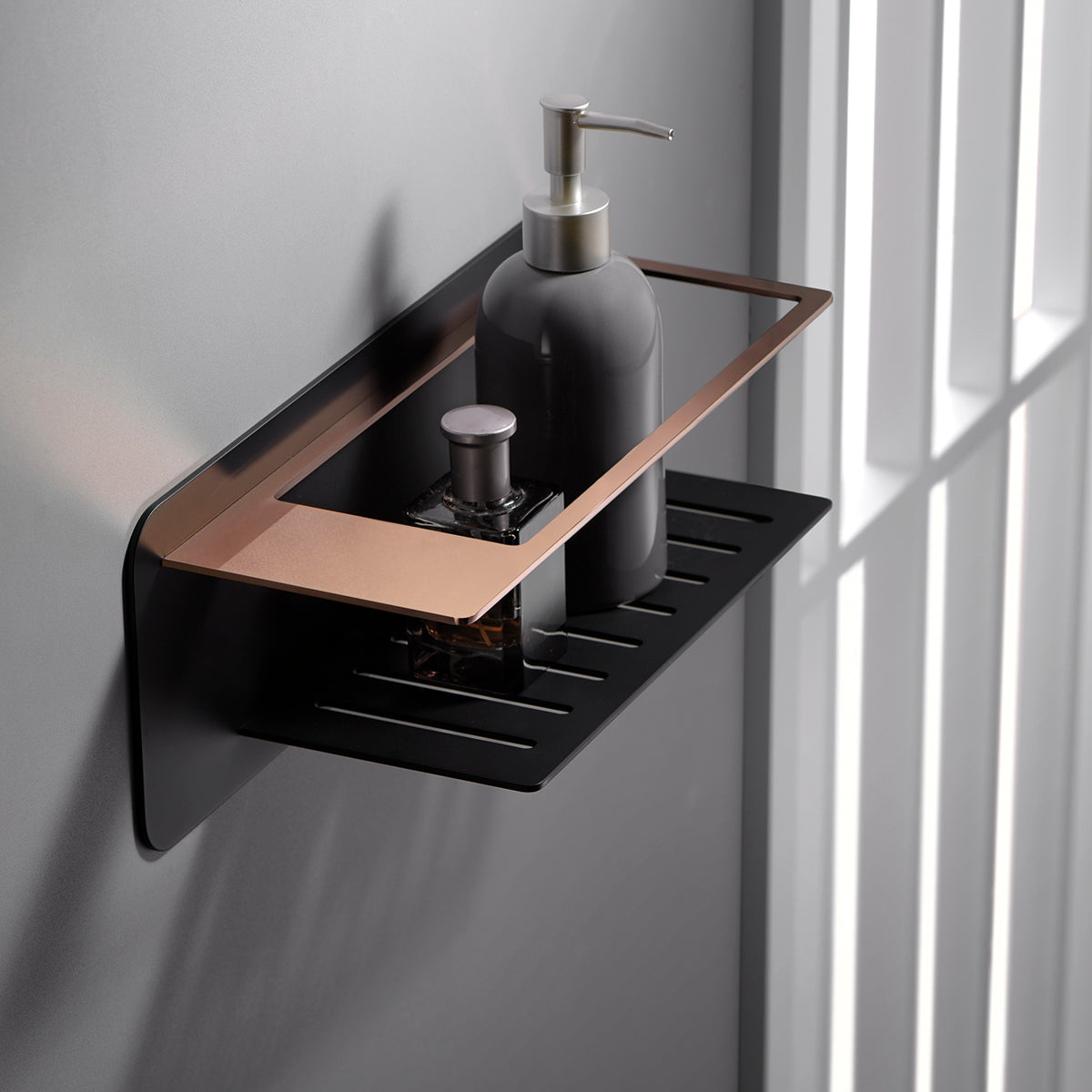 IMEX Portasapone frontale in acciaio inox S304 e ottone finitura combinata nero e oro rosa resistente e moderno modello BETHARI Imex-ADT009-NOR