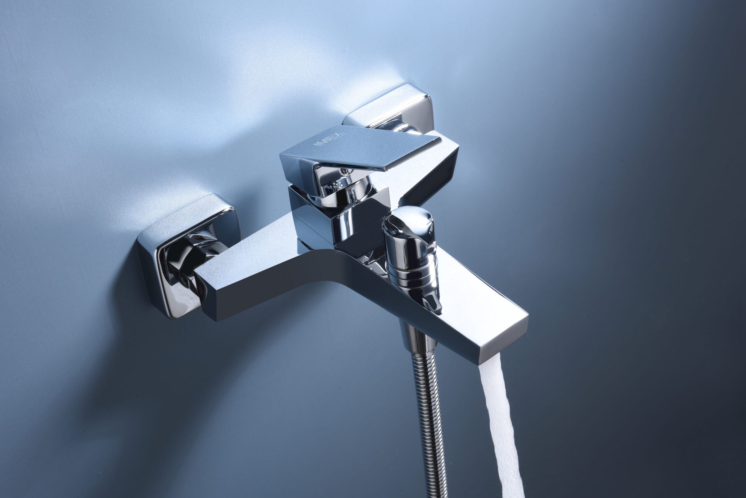 IMEX Miscelatore vasca-doccia corpo in ottone cromato con tubo flessibile metallo 180 cm portamaniglia ABS maniglia quadrata cartuccia ceramica Ø35 mm serie ART Imex-BDAR025-4