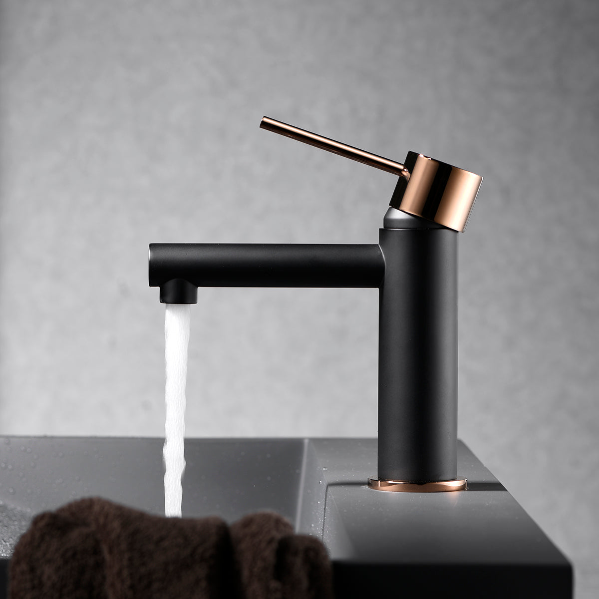 IMEX Miscelatore monocomando lavabo Milos in ottone nero opaco e zama oro rosa con cartuccia ceramica Ø26mm e tubi flessibili 3/8 Imex-BDYS045-1NOR