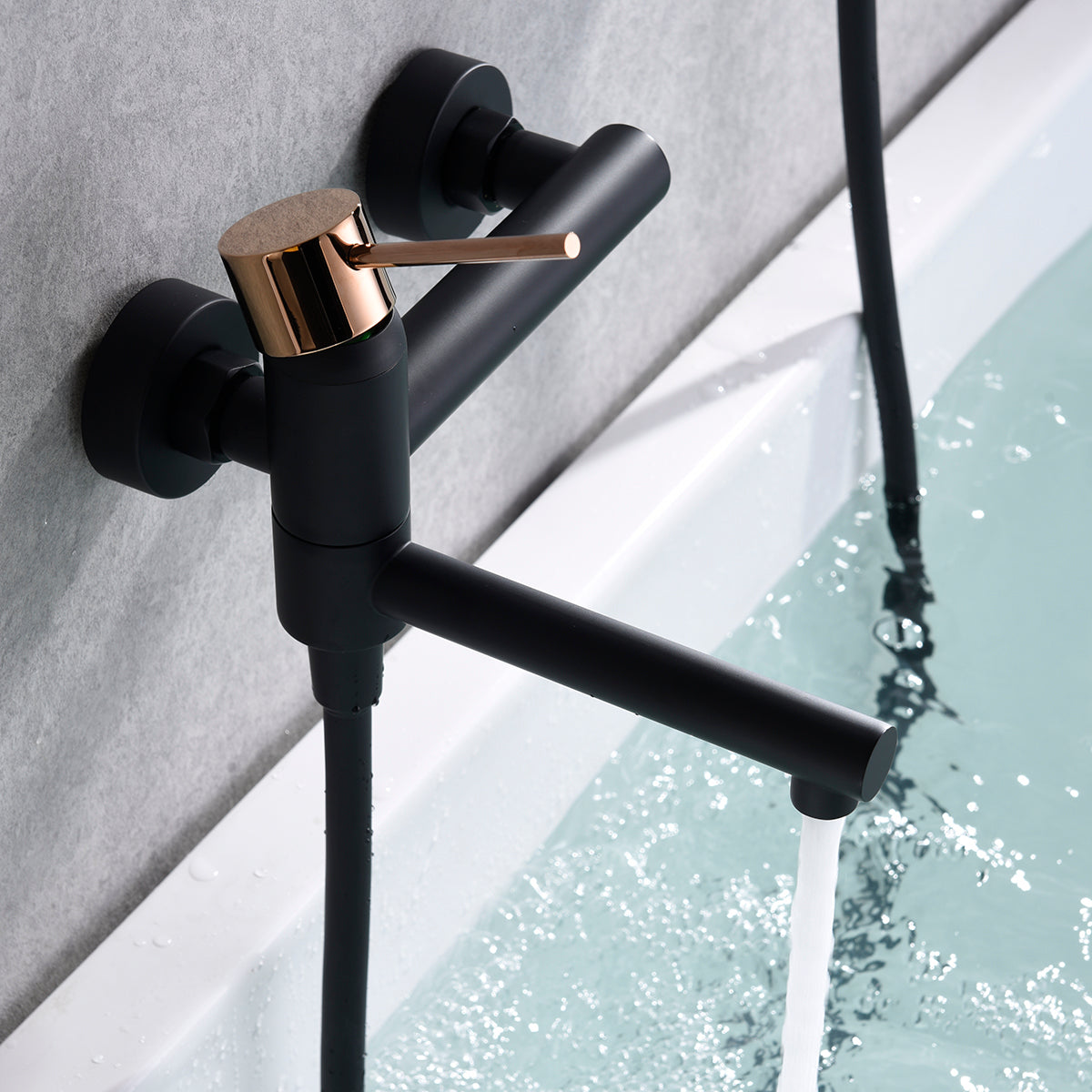 IMEX Miscelatore vasca-doccia nero oro rosa in ottone e zama con tubo flessibile metallo 1,8 m, supporto ABS, maniglia rotonda, cartuccia ceramica Ø35 mm modello Imex-BDYS045-4NOR Milos Stick ner
