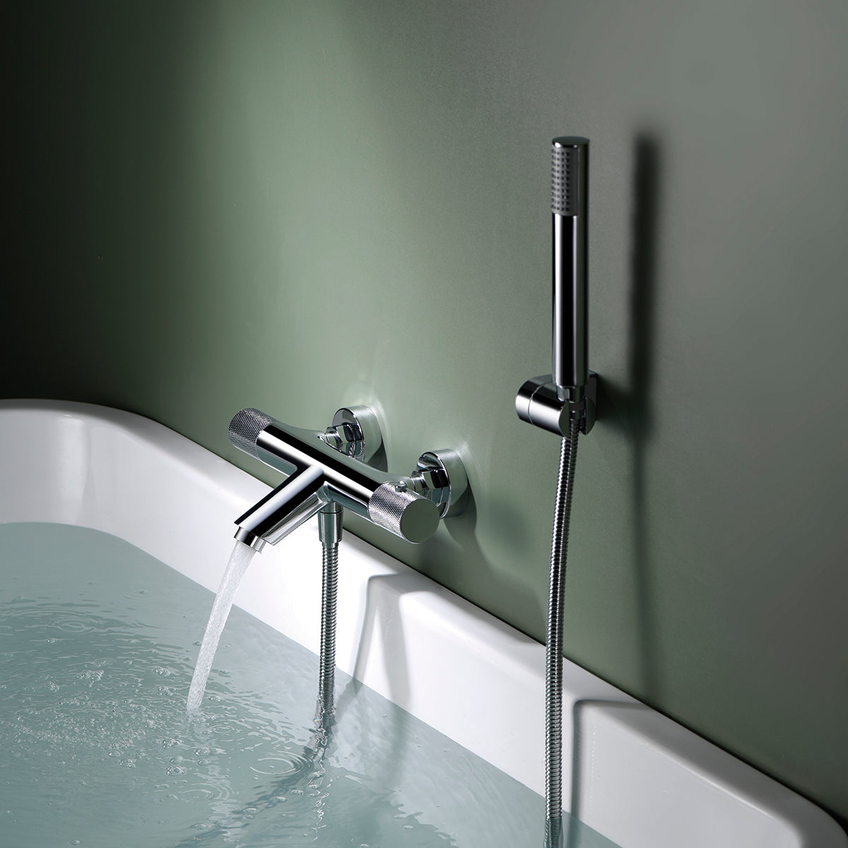 IMEX Miscelatore vasca-doccia termostatico cromato in ottone e zama, tubo flessibile metallo 180 cm, supporto doccia ABS, maniglia rotonda, cartuccia termostatica TURN CLEAN SYSTEM - Modello Imex-BTD0