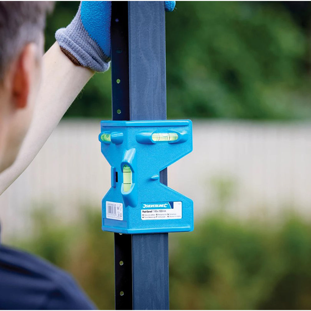 LIVELLA LIVELLO ANGOLARE A 3 BOLLE PER PALI DI RECINZIONE PALO SILVERLINE SL05