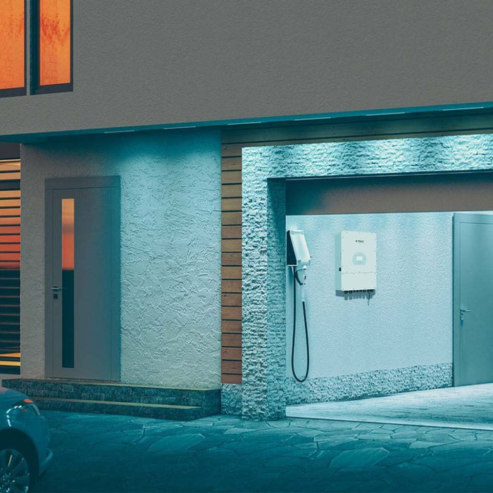 Inverter Fotovoltaico Monofase, Ibrido On-Grid/Off-Grid, Certificato CEI 0-21, Schermo LCD Touch a Colori, Smart Meter Integrato, WiFi e TA Inclusi, Garanzia 10 Anni, IP65 (16KW)