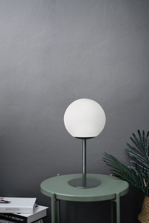 JUGEN BLACK LAMPADA DA TAVOLO VETRO BIANCO MONTATURA NERA ATTACCO E27 CON DIMMER