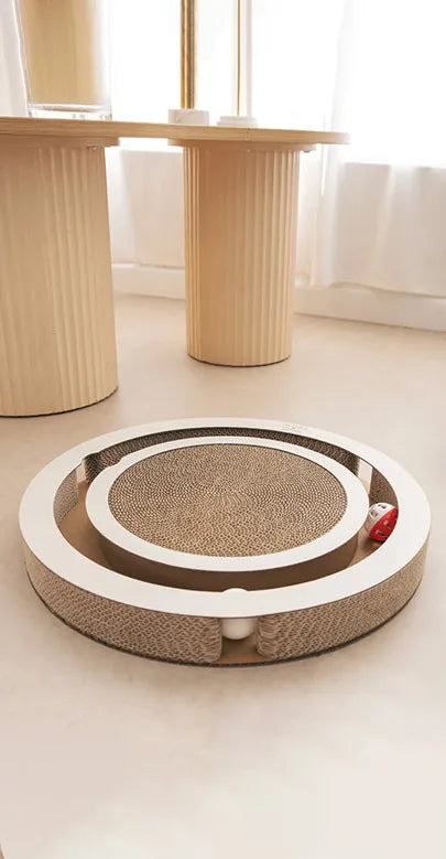 Giocattoli interattivi da grattare per gatti