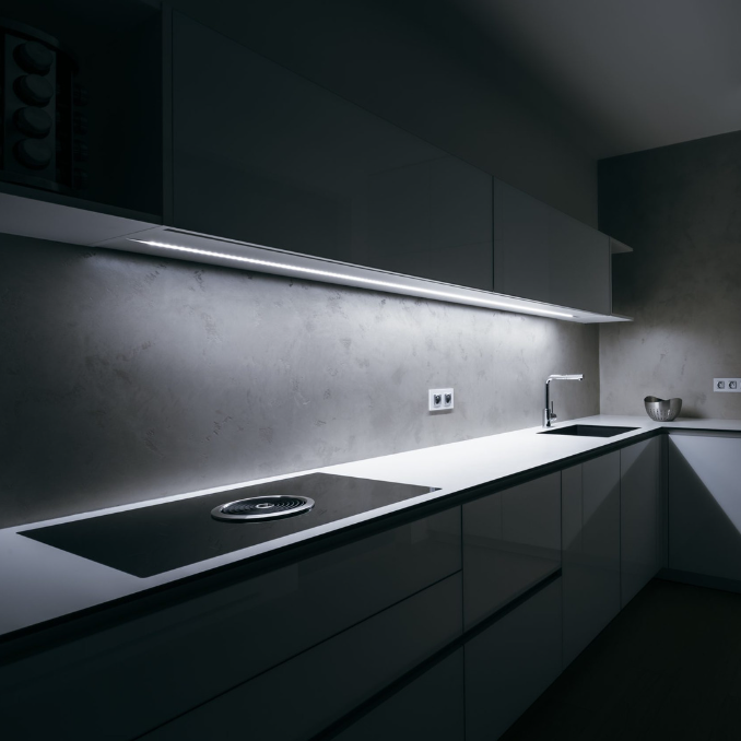 Profilo alluminio 2m per striscia led grigio con cover bianca