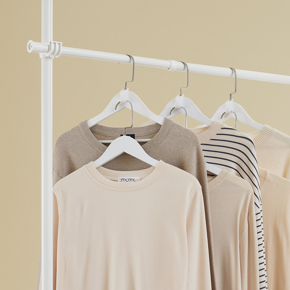 SoBuy KLS03-II-W Telescopic Appendiabiti da Terra, Robusto Stand Appendiabiti con Aste, Armadio Aperto Regolabile per Camera da Letto, Bianco
