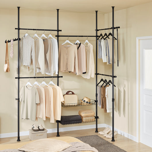 SoBuy KLS04-II-SCH Telescopic Appendiabiti da Terra, Robusto Stand Appendiabiti con Aste e Ripiani, Armadio Aperto Regolabile per Camera da Letto, Porta Abiti Nero