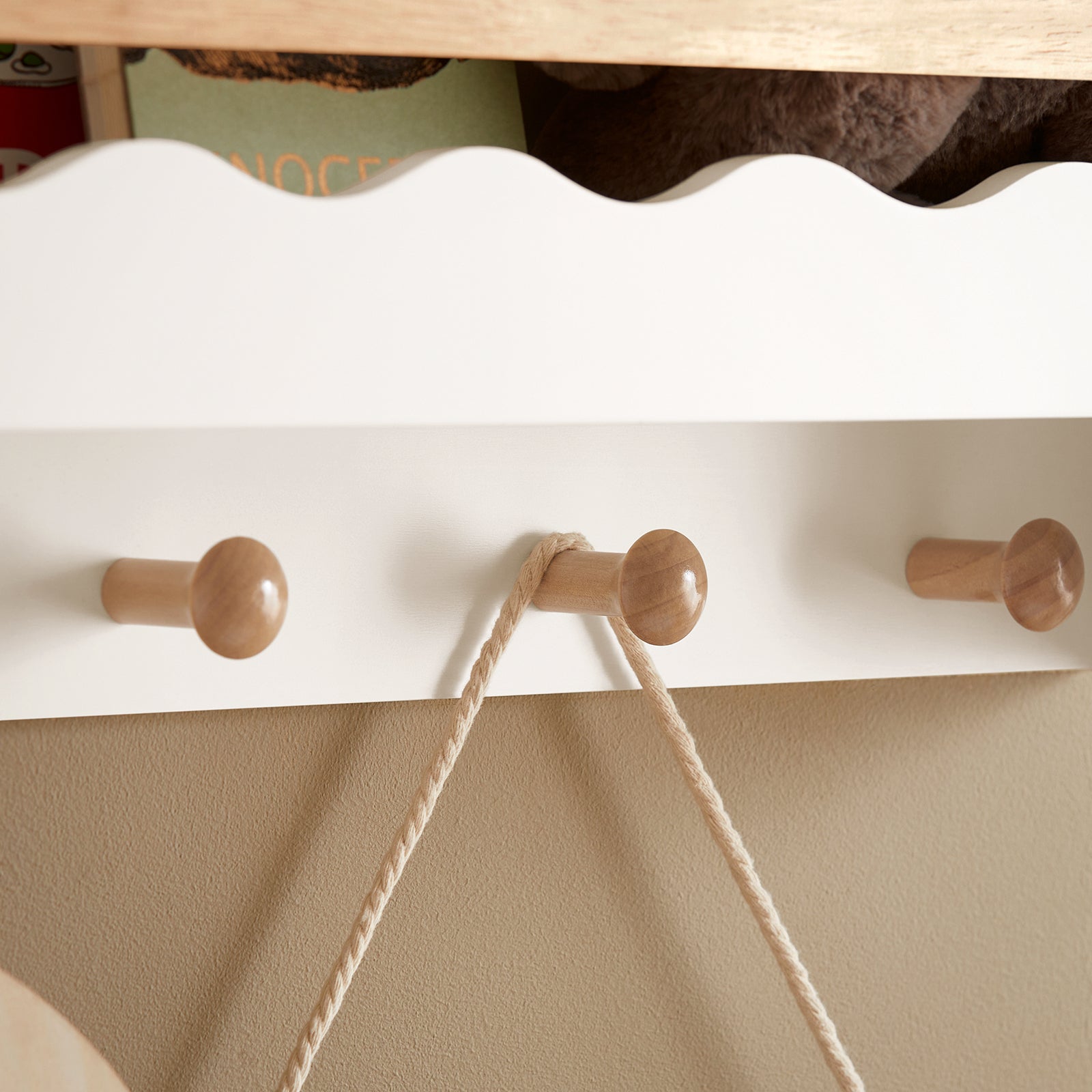 Armadio Da Parete Per Bambini Con Ripiano Per Bambini 73x30x15cm KMB78-W SoBuy