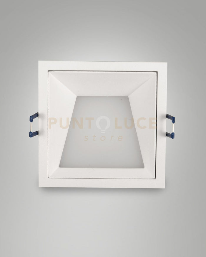 KRIS FARETTO INCASSO QUADRATO ASIMMETRICO BIANCO 3000K 930LM 8W DIMMERABILE