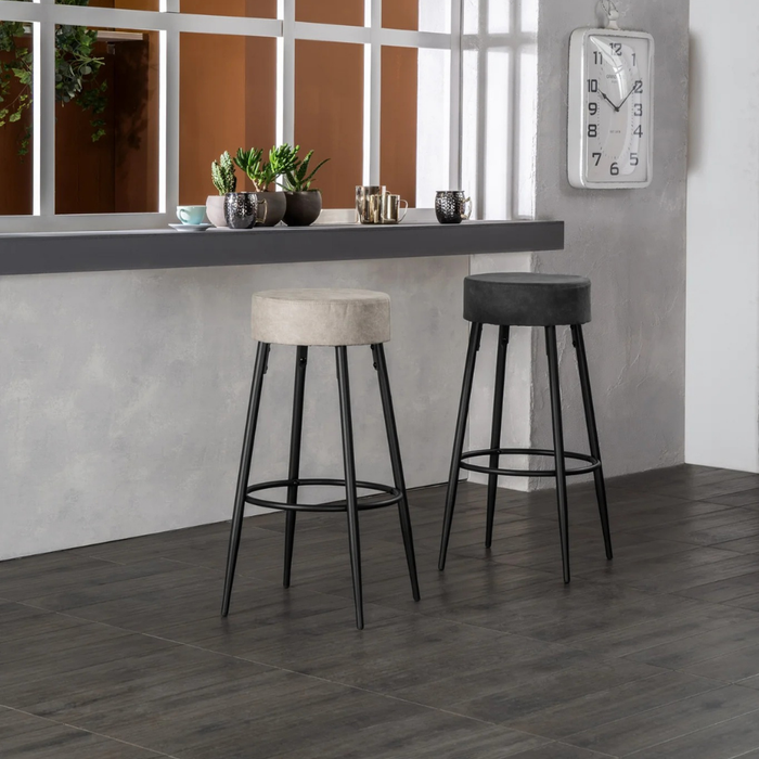 Kai, Set di 2 Sgabelli in microfibra Beige (33cm X 33cm H. 77,5cm)