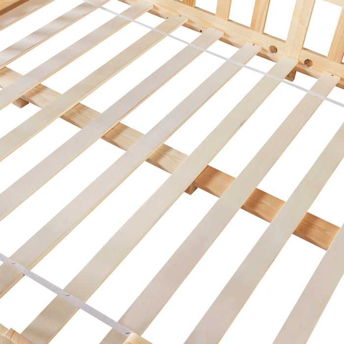 Letto per Cameretta Treviolo a Forma di Casetta 120x200 cm Legno Naturale [en.casa]