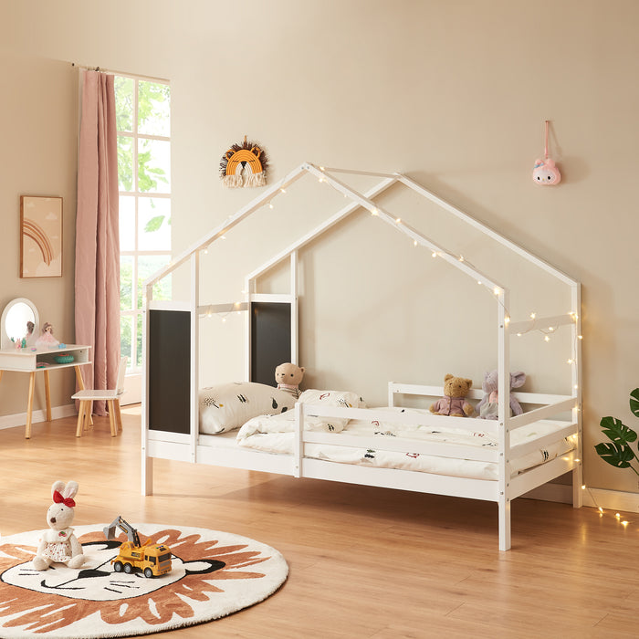 Letto a Casetta Lorenskog per Cameretta 90 x 200 cm in Legno di Pino con Barriera Anticaduta - Bianco [en.casa]