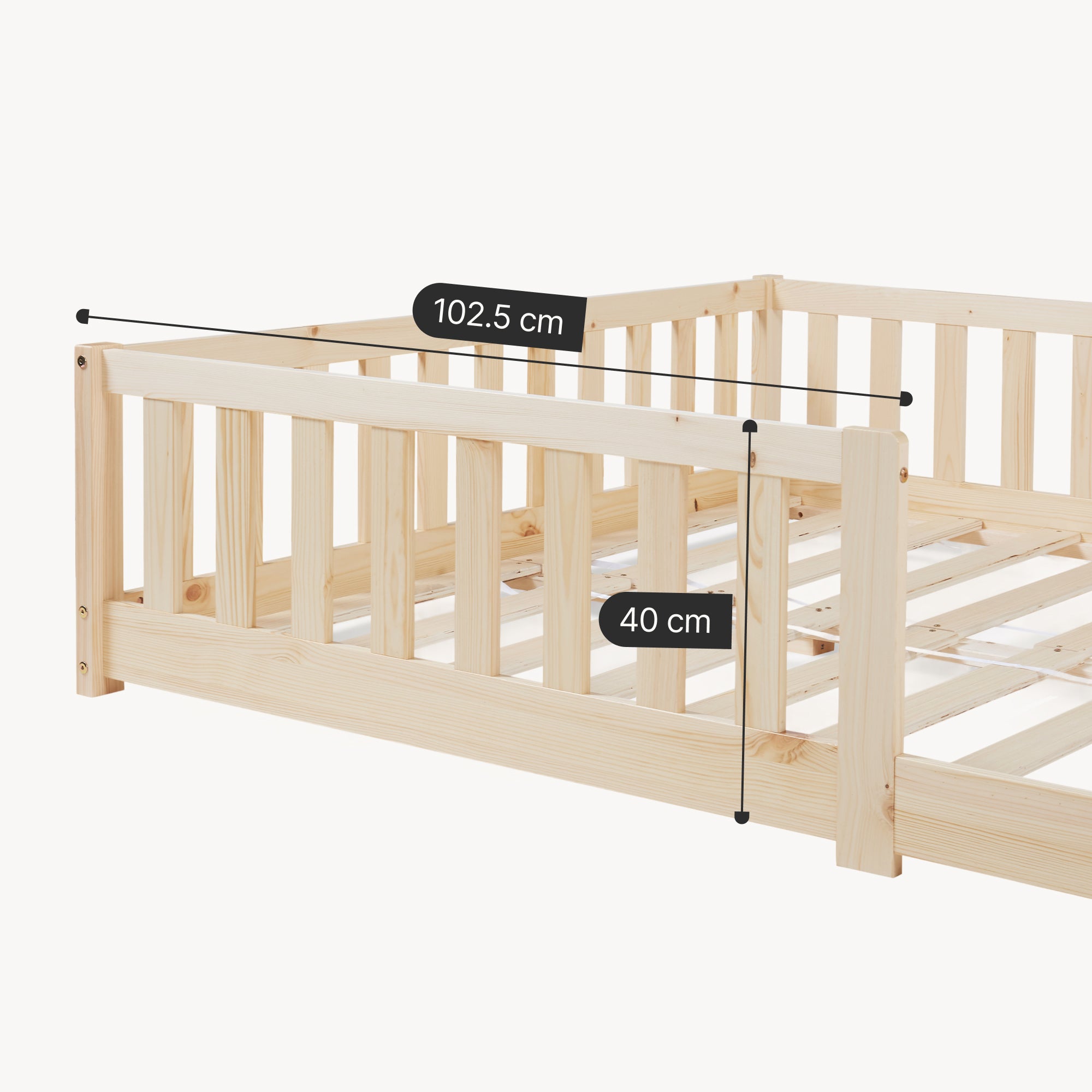 Letto Montessori per Cameretta Tanna in Legno di Pino con Materasso a Schiuma Fredda 120 x 200 cm - Naturale [en.casa]