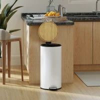 Bidone della Spazzatura per Cucina 30L con Pedale, Coperchio in Bambù con Chiusura Delicata e Cubo Estraibile, Bianco