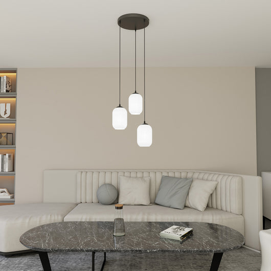 Lampadario 3 Luci Selene Base Tonda In Acciaio Nero E Vetri Plissettati Bianchi