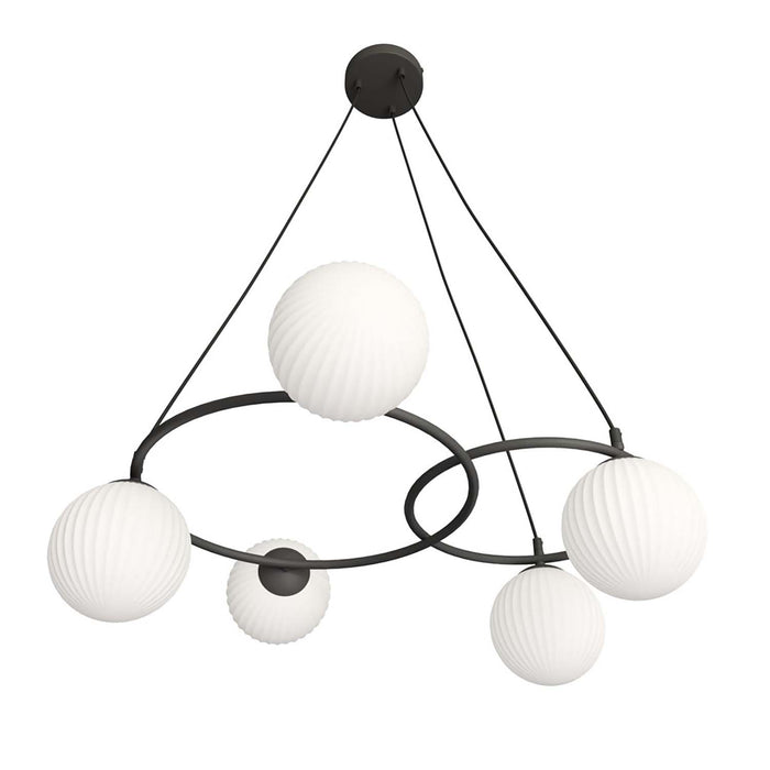 Lampadario 5 Luci Eolo A Cerchi E Diffusori In Vetro Rigato Opale