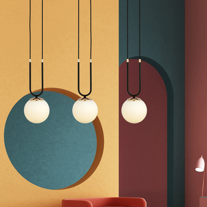 Sospensione Contemporanea 3 Luci Crio In Acciaio Nero Oro E Sfere Vetro Opalino