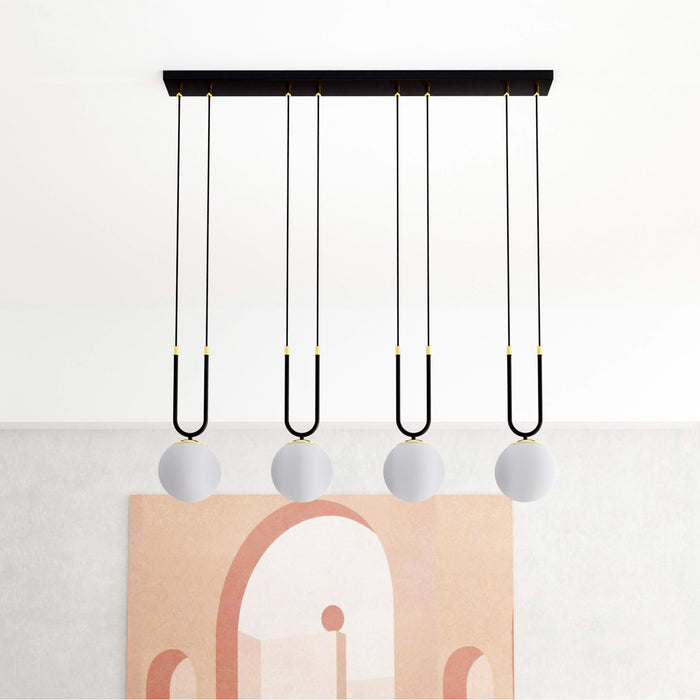 Sospensione Contemporanea 4 Luci Crio In Acciaio Nero Oro E Sfere Vetro Opalino