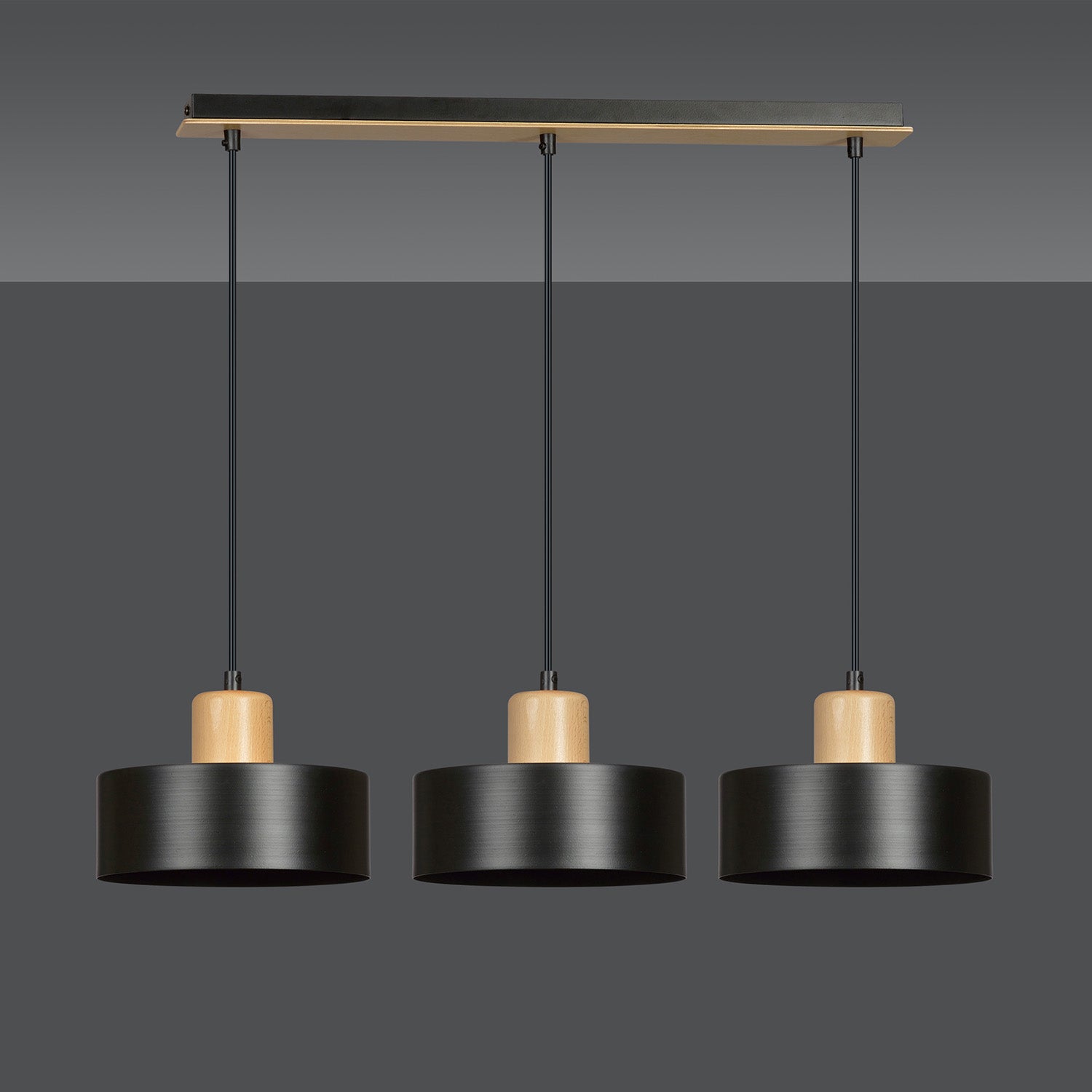 Sospensione Nordica 3 Luci Surya In Acciaio Nero E Legno