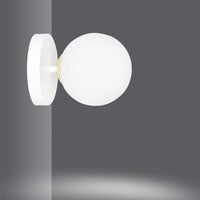 Applique A 1 Luce Vishnu In Acciaio Bianco E Sfera In Vetro Bianco E Oro