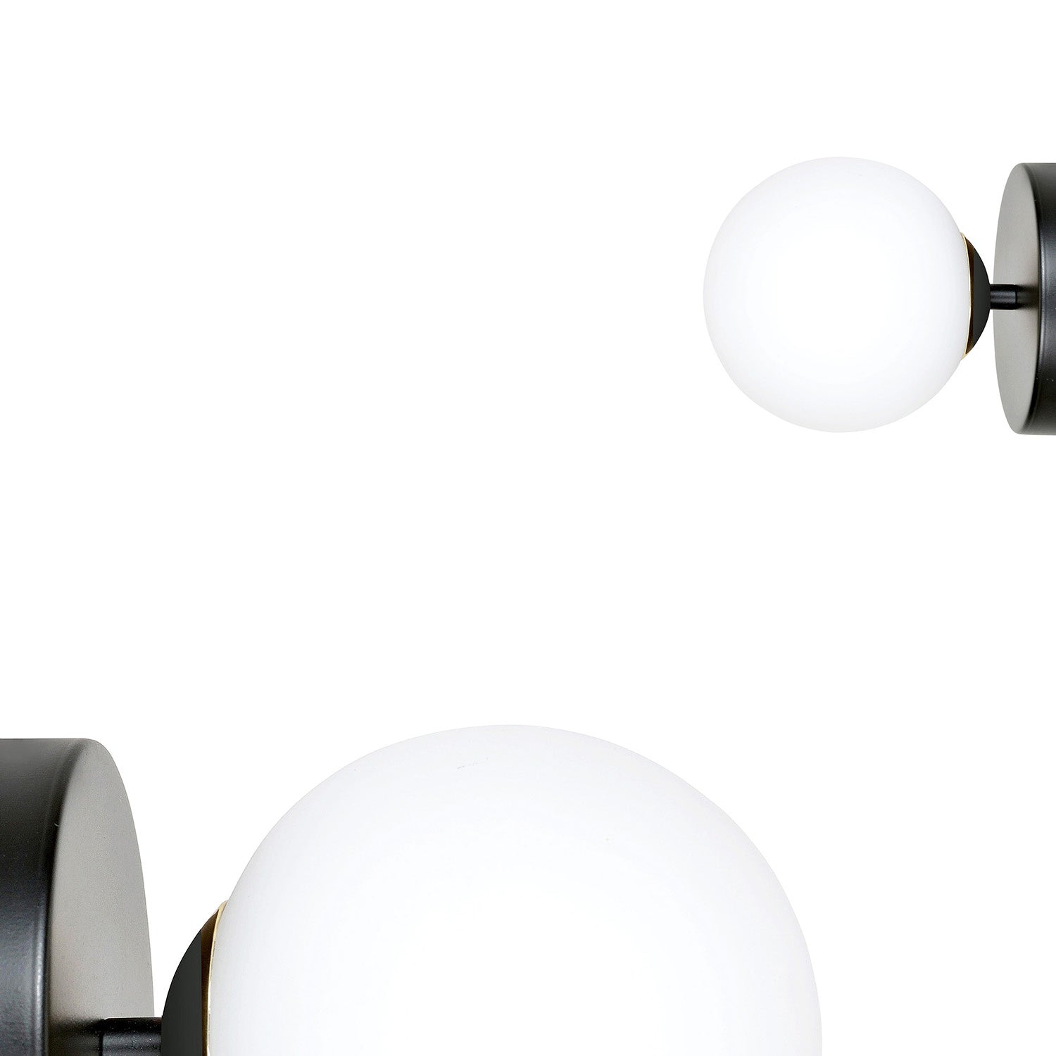 Applique A 1 Luce Vishnu In Acciaio Nero E Sfera In Vetro Bianco E Oro