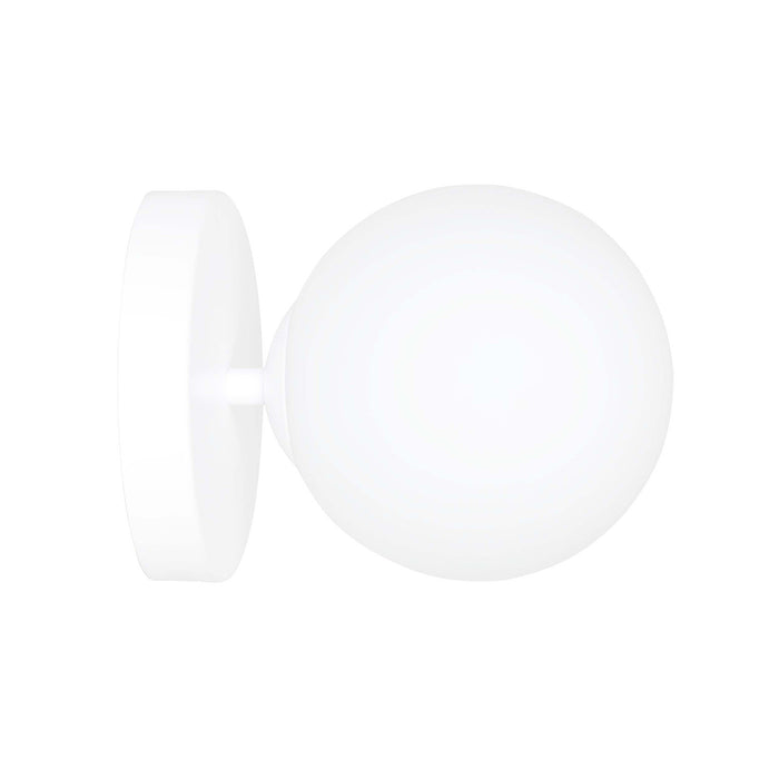 Applique A 1 Luce Hallador In Acciaio Bianco E Sfera In Vetro Opalino