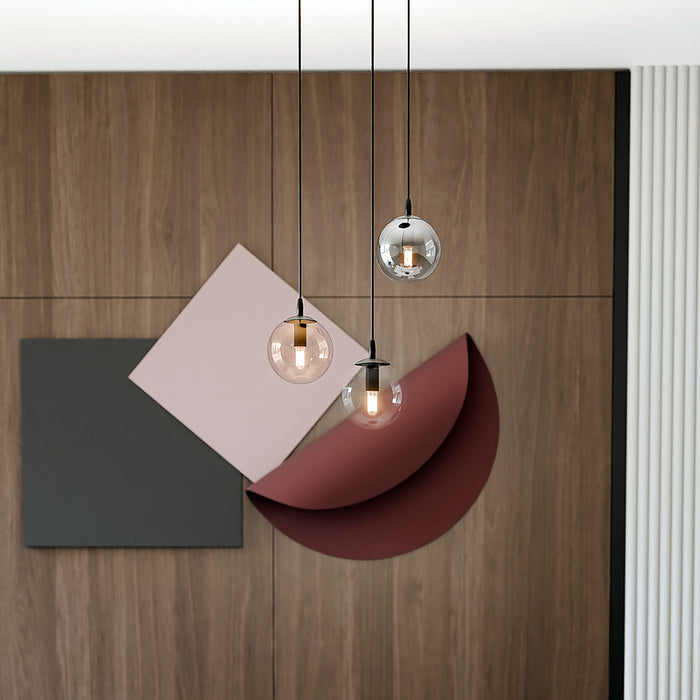 Sospensione 3 Luci Kali In Acciaio Nero Base Tonda E Sfere In Vetro Multicolor