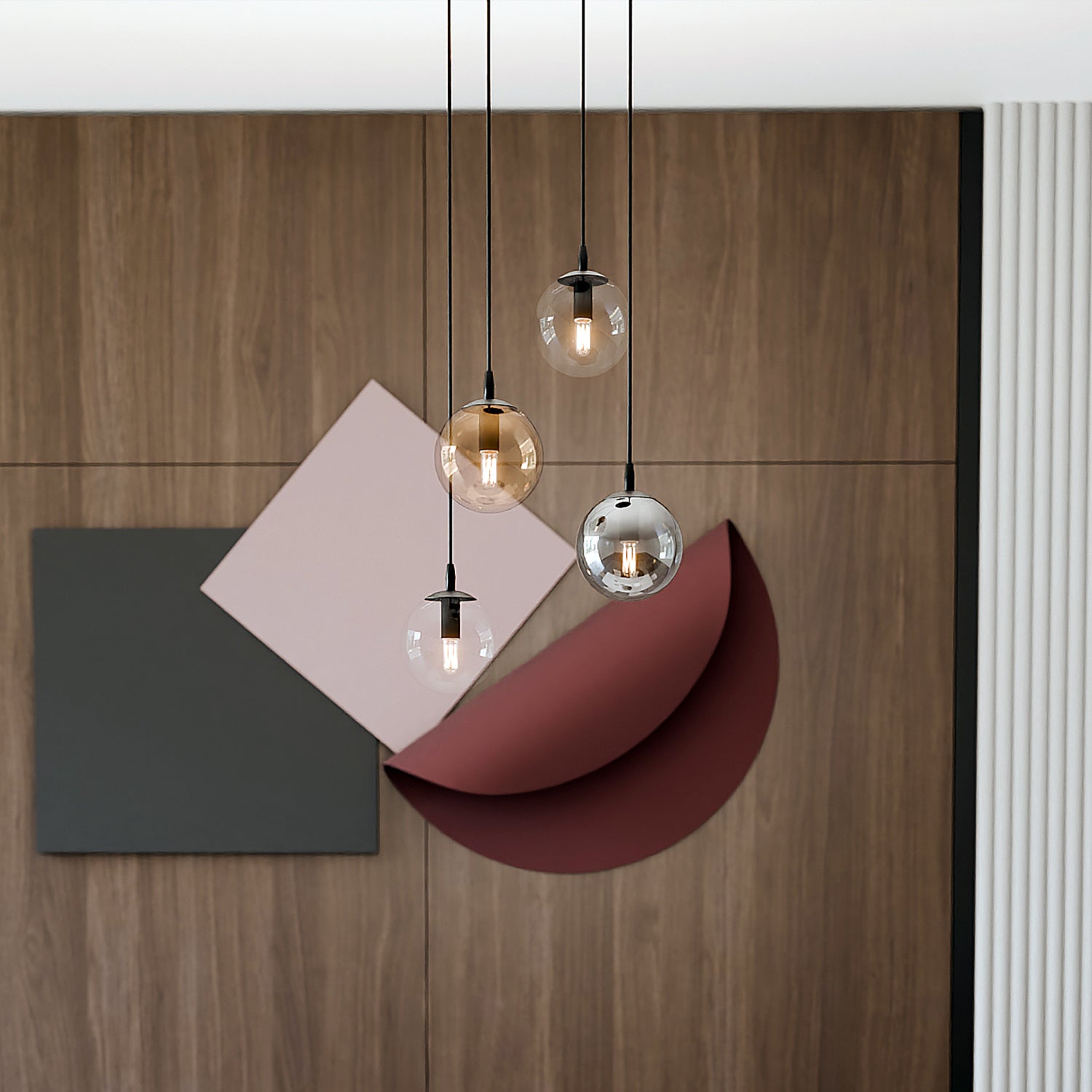 Sospensione 4 Luci Kali In Acciaio Nero Base Tonda E Sfere In Vetro Multicolor