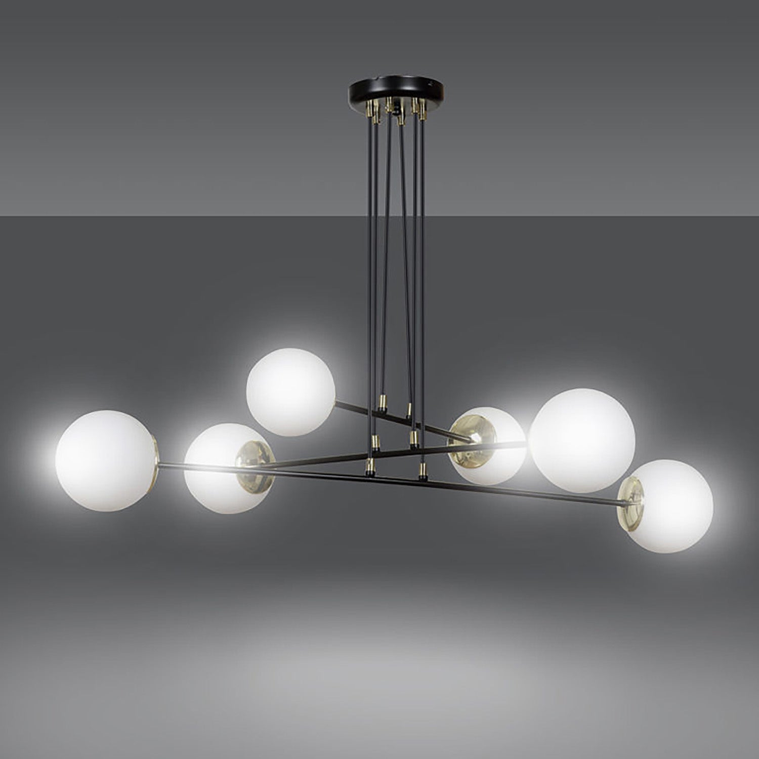 Lampadario Moderno 6 Luci Tsukuyomi In Acciaio Nero E Oro E Vetro A Sfera Opale