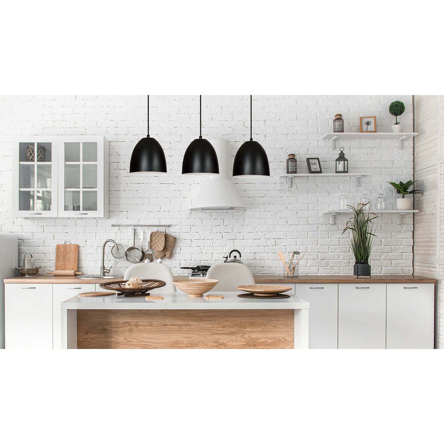 Lampadario 3 Luci Reartù In Acciaio Nero Con Cupole In Nero E Bianco