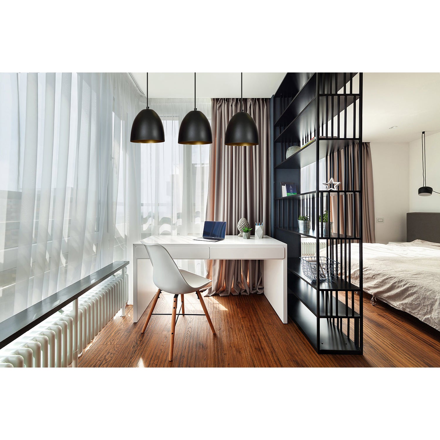 Lampadario 3 Luci Reartù In Acciaio Nero Con Cupole In Nero E Oro