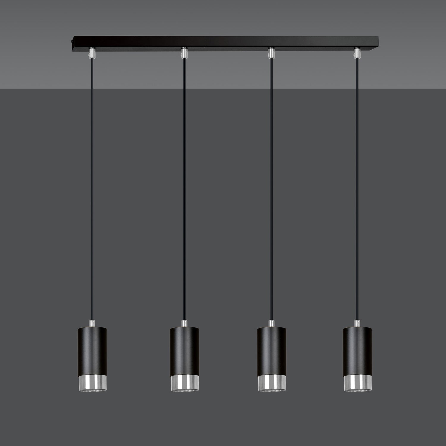 Lampadario 4 Luci Ivar Con Cilindri In Acciaio Nero E Cromo