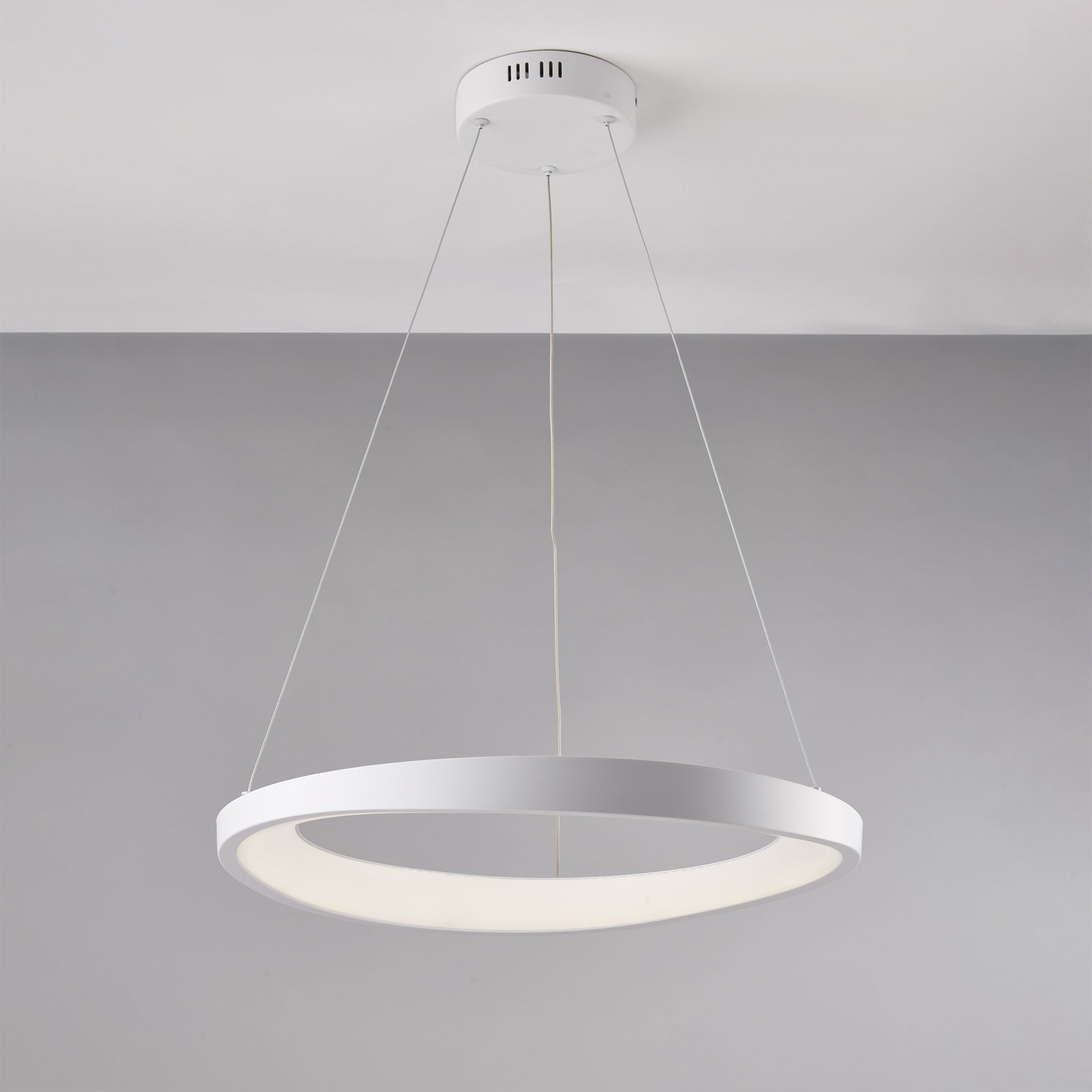 Sospensione Moderna Perth In Plastica Bianca Con Led Integrato 32W 4000K