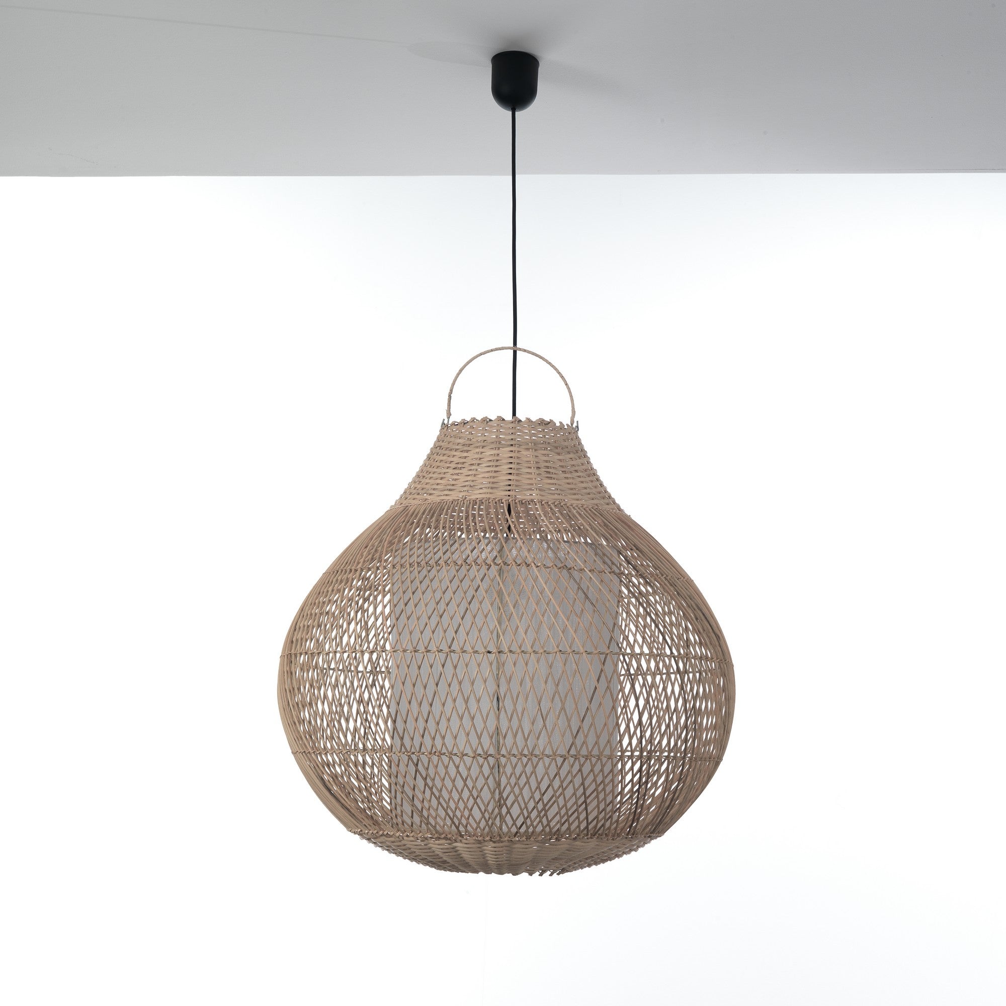 Lampadario a filo in fibre naturali beige per esterno