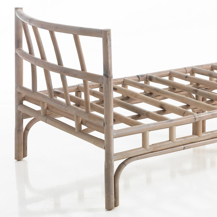 Basamento centrale in rattan sbiancato adatto per esterno