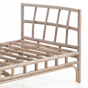 Basamento centrale in rattan sbiancato adatto per esterno