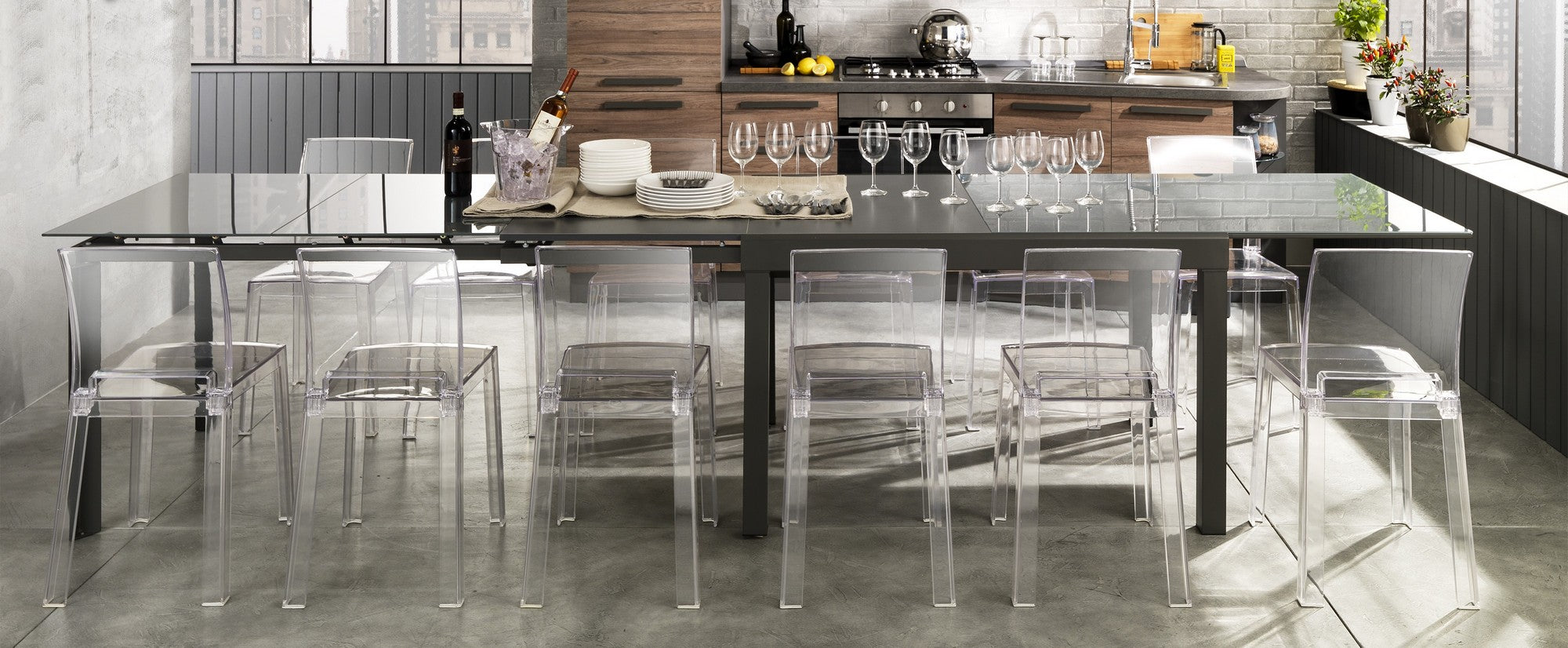 Tavolo allungabile in vetro temprato grigio cm. H.75 x P.83 x L.120