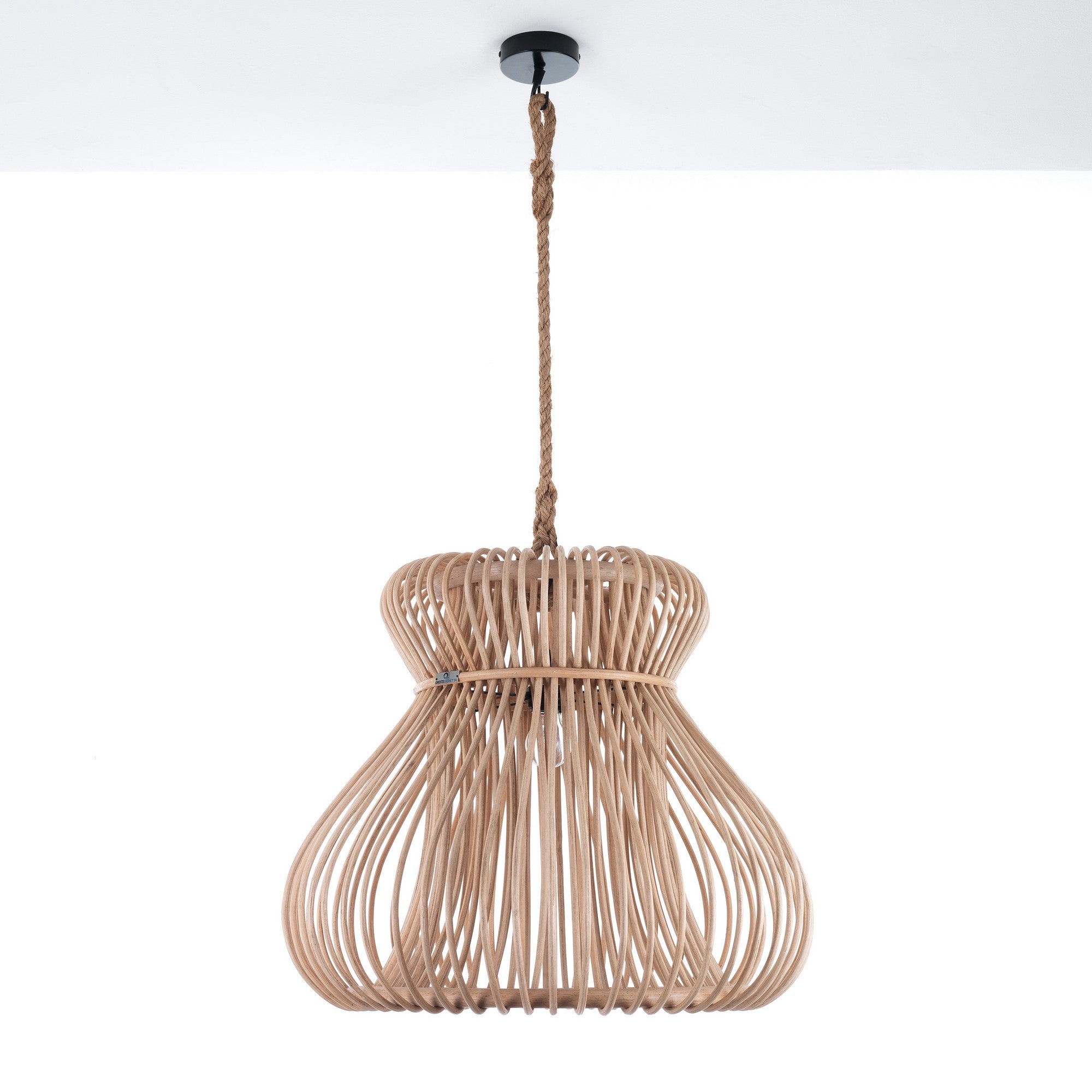 Lampadario a filo in rattan colore naturale per esterno