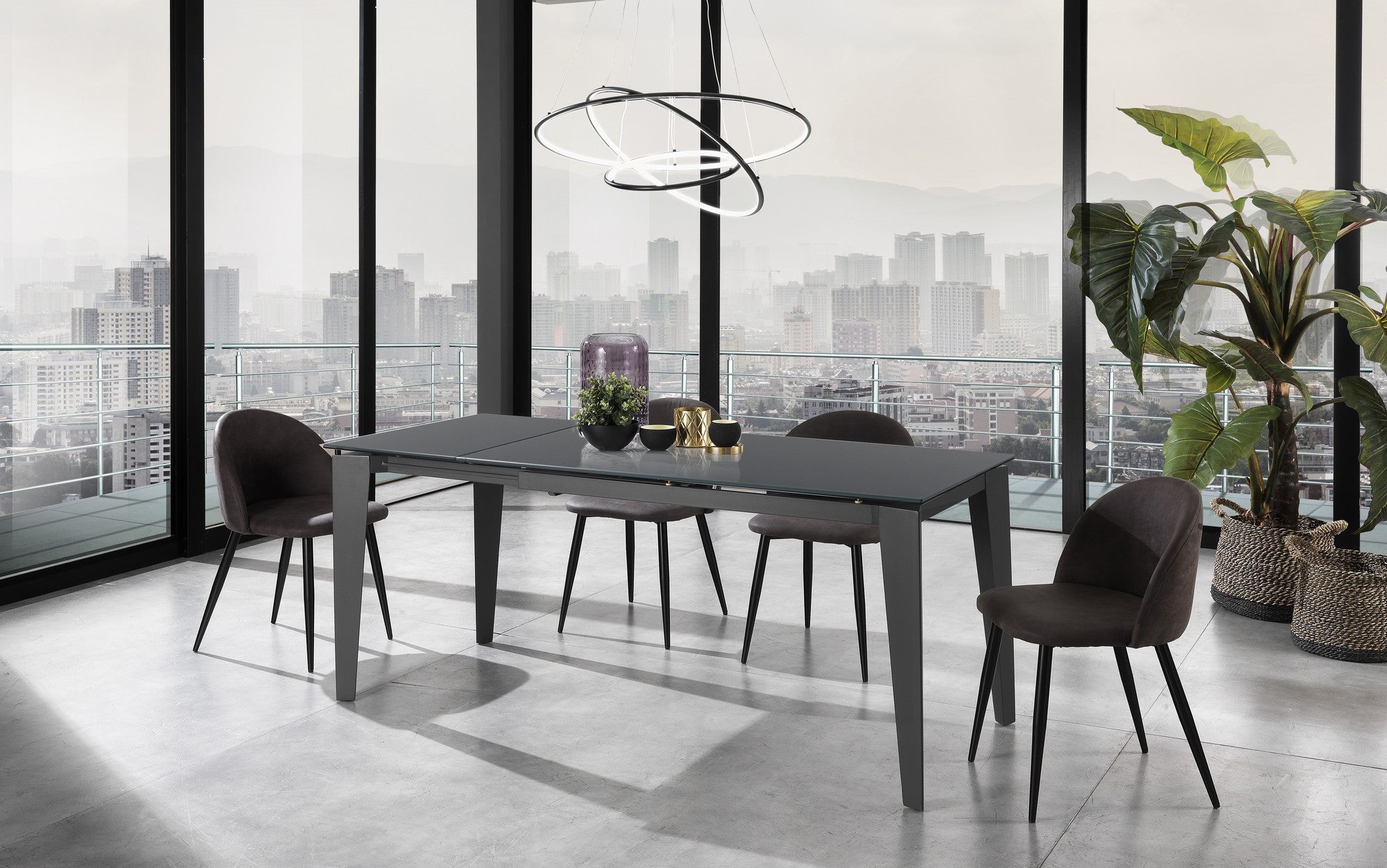 Tavolo allungabile in vetro temprato grigio  cm. H.76xP.80xL.130/180