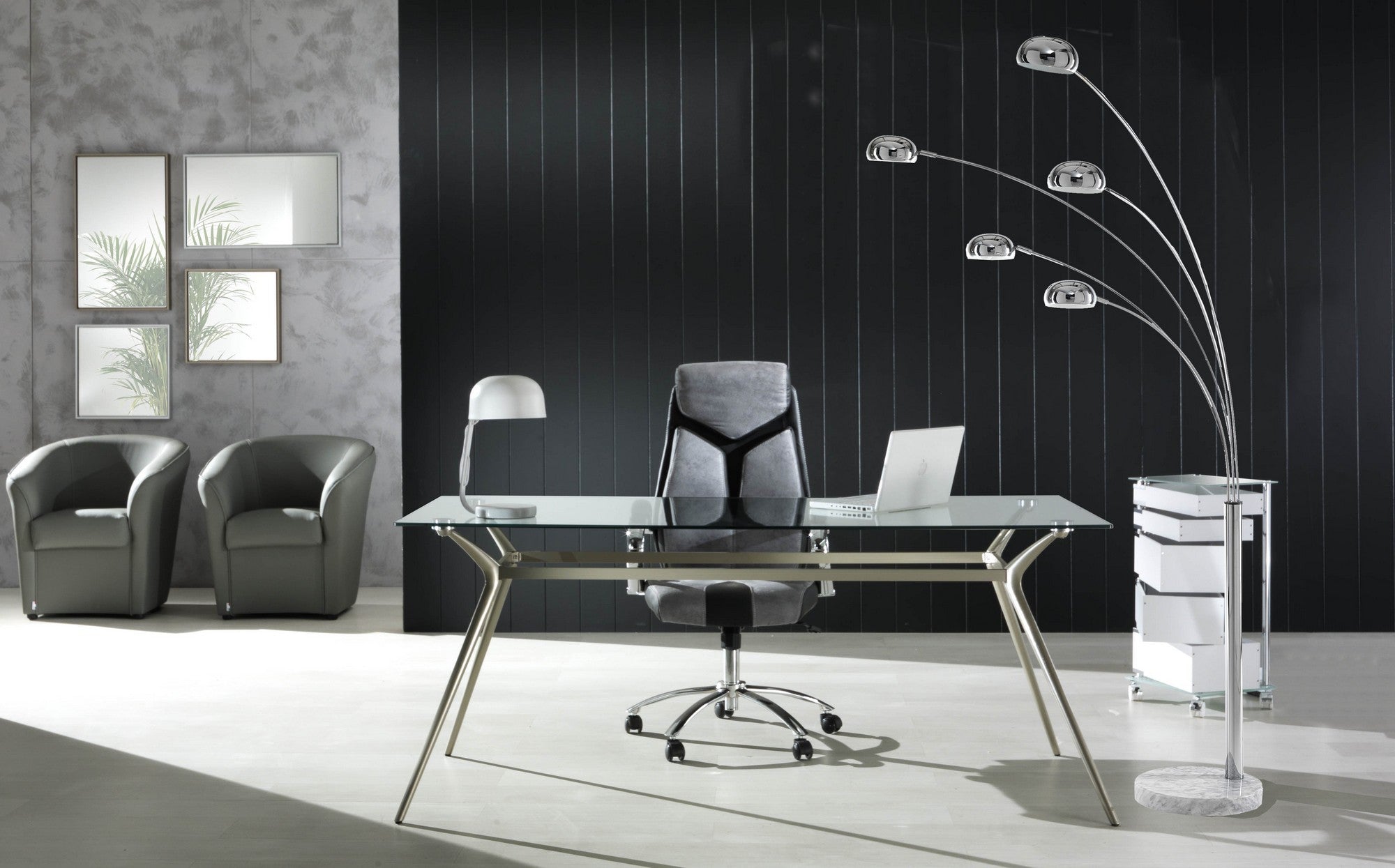 Lampada da terra in metallo cromato cm. Ø.13